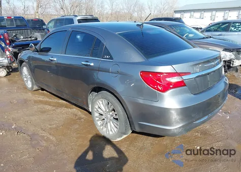 2012 Chrysler 200 Limited z USA, uszkodzony, nr VIN 1C3CCBCG9CN307090